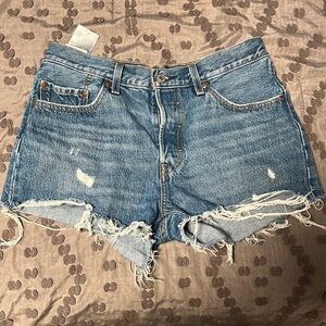 Levi’s shorts